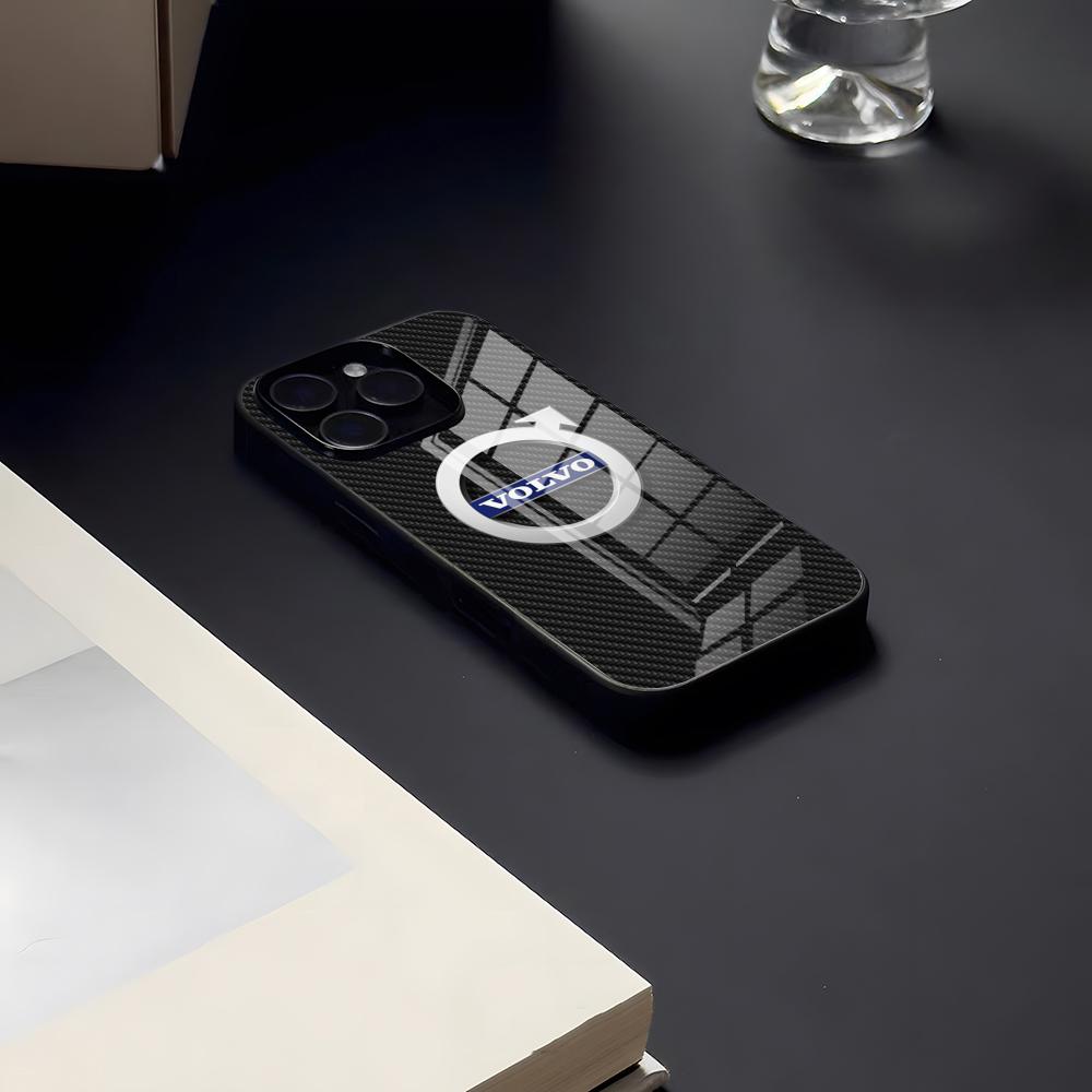 Phone Cases Louis Vuitton - Стильный чехол для телефона с логотипом