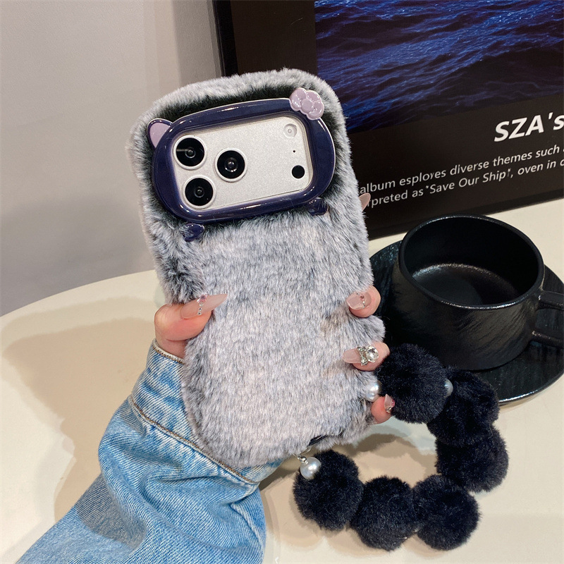 Роскошный однотонный плюшевый  – обзор и цена Phone Cases Iphone 16